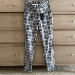 FashionNova Don’t Plaid Those Games Skinny Pants